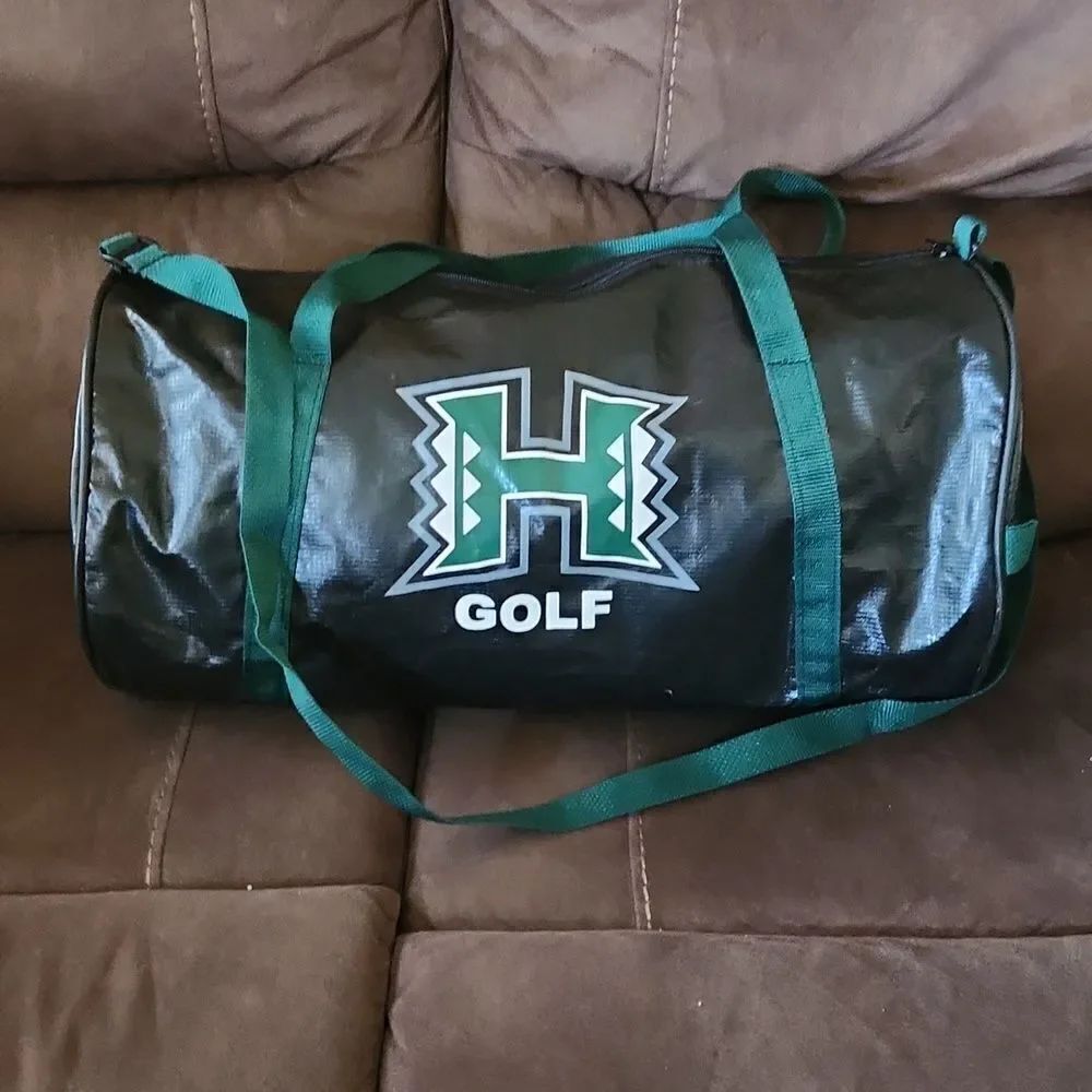 University of Hawaii Golf Duffle Bag